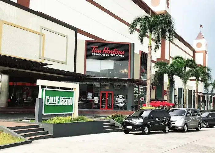 Apartamento Staycation - Wifi - Gym And Pool - 3 Beds Manila