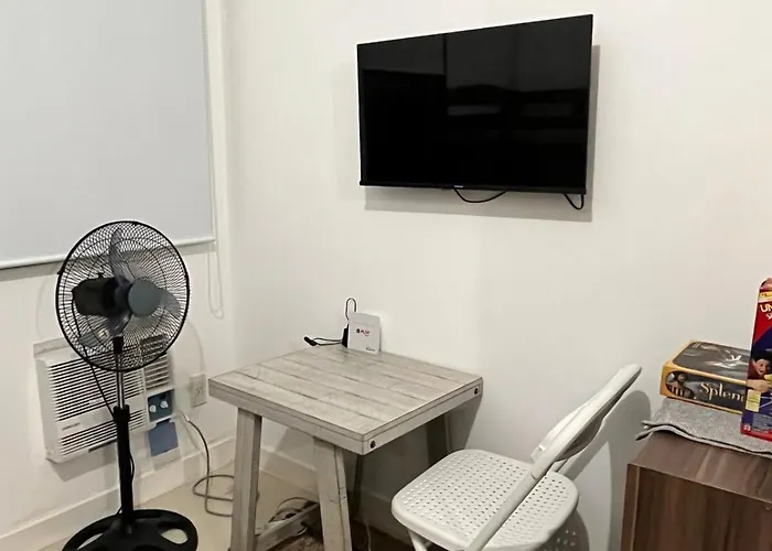 Staycation - Wifi - Gym And Pool - 3 Beds Apartamento